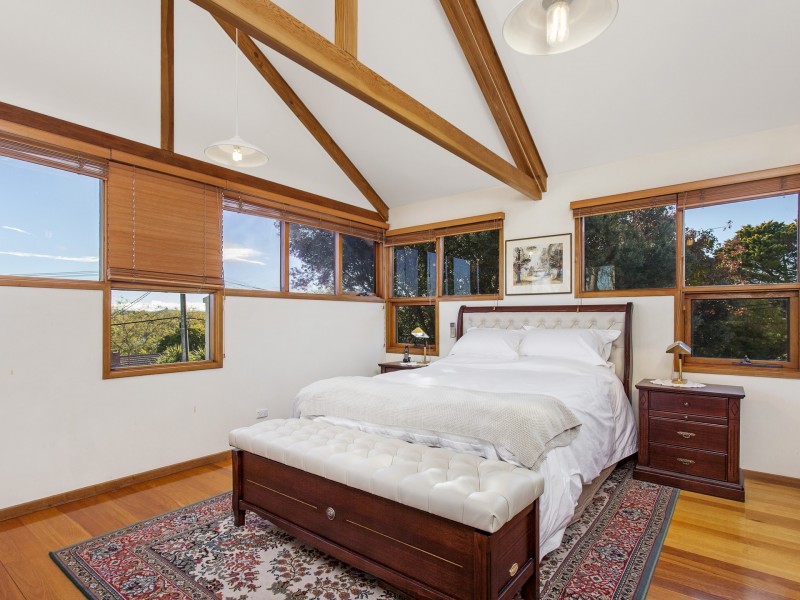 77 Hopetoun Circuit, Yarralumla ACT 2600