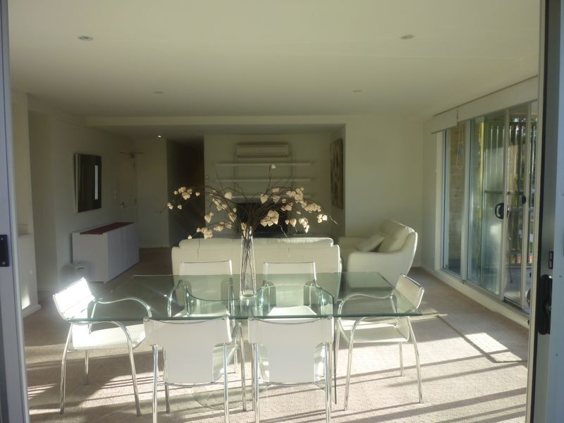 3/32 Canberra Ave, Forrest ACT 2603