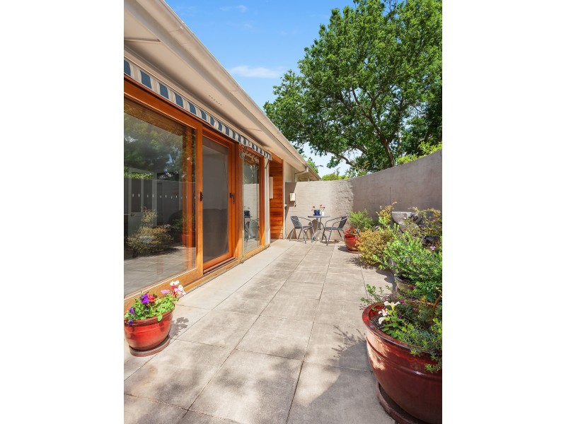 13 Green Street, Narrabundah ACT 2604