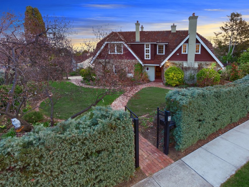 36 Furneaux Street, Griffith ACT 2603