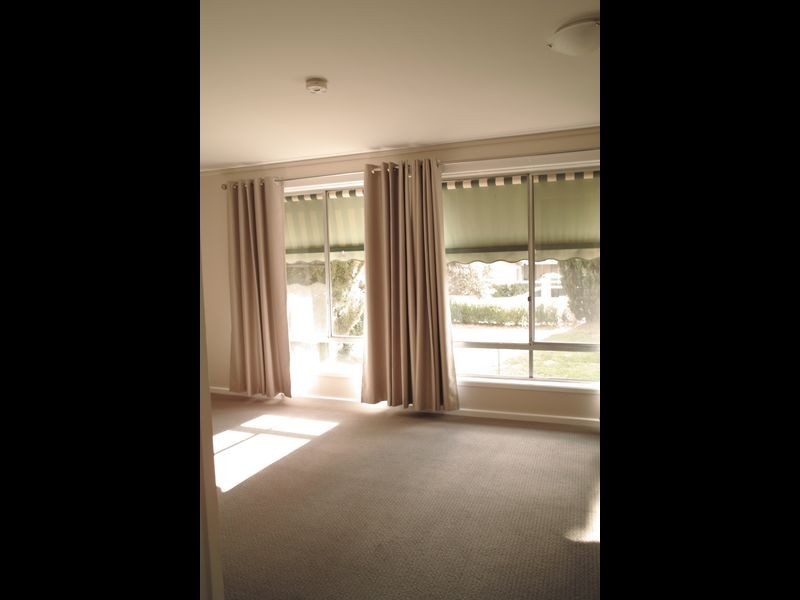 3 Mertz Place, Mawson ACT 2607