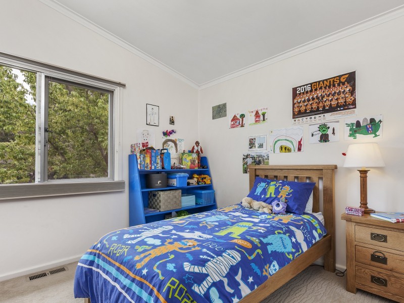 98 Walker Crescent, Narrabundah ACT 2604