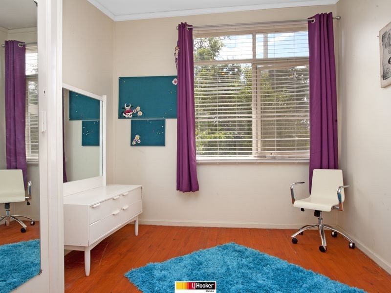 104 Captain Cook Crescent, Narrabundah ACT 2604