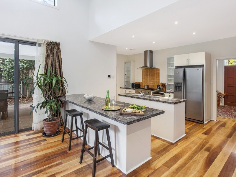 13 Newdegate Street, Deakin ACT 2600
