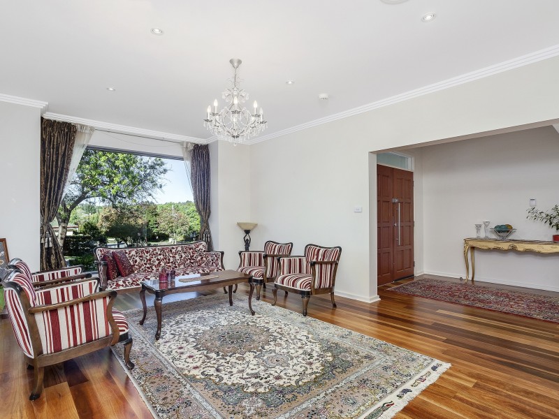 13 Newdegate Street, Deakin ACT 2600
