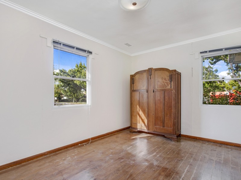 26 Arunta Street, Narrabundah ACT 2604