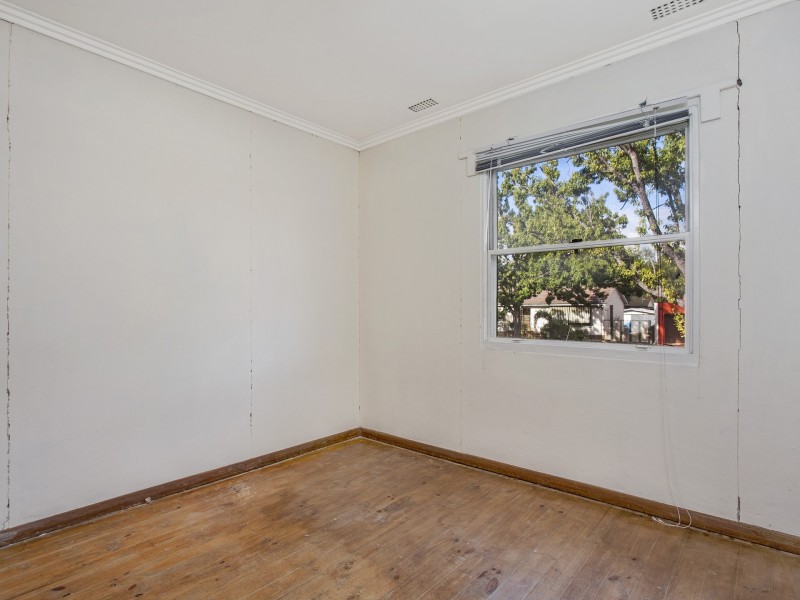 26 Arunta Street, Narrabundah ACT 2604