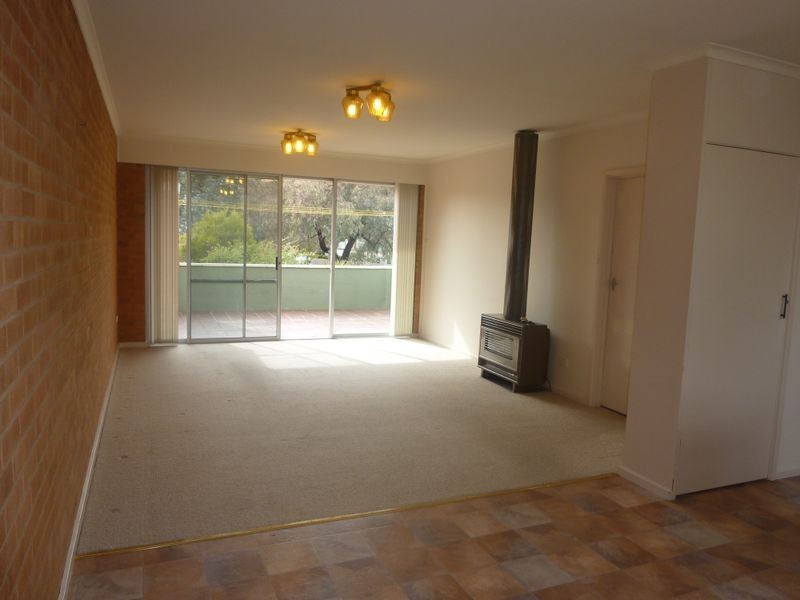 4/10 Longerenong Street, Farrer ACT 2607