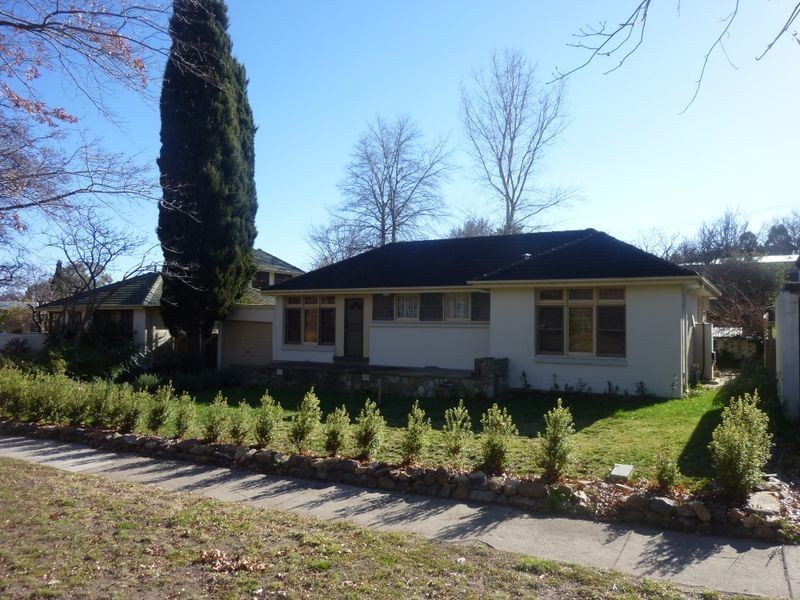 112 Carnegie Crescent, Griffith ACT 2603