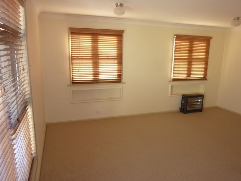 112 Carnegie Crescent, Griffith ACT 2603