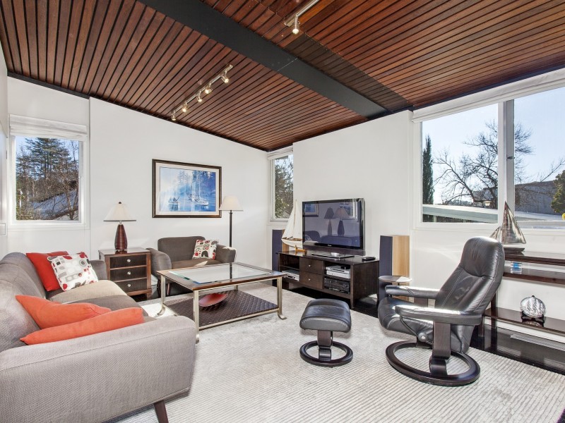 7 Canterbury Crescent, Deakin ACT 2600