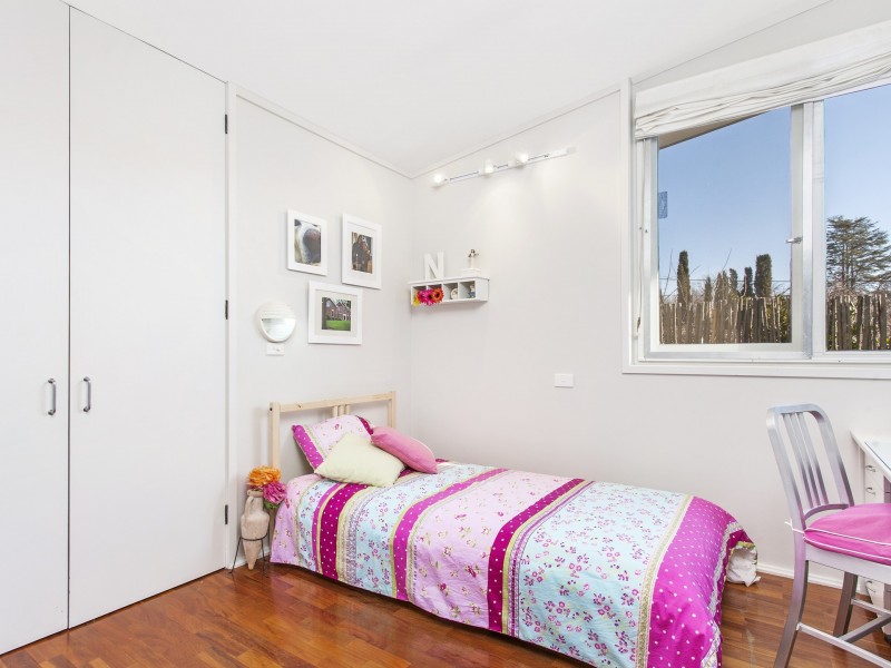 7 Canterbury Crescent, Deakin ACT 2600