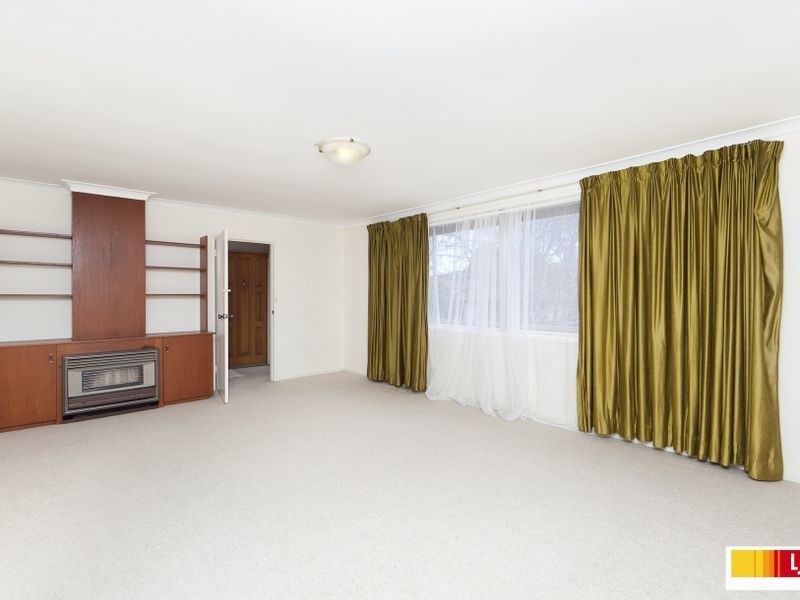 3 Hawkesbury Crescent, Farrer ACT 2607