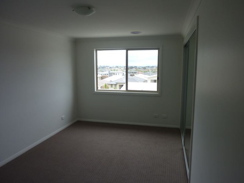 4/147 Bill Ferguson Circuit, Bonner ACT 2914