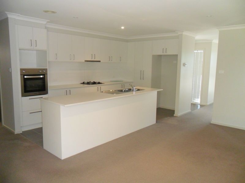33 Wunderly Circuit, Macgregor ACT 2615