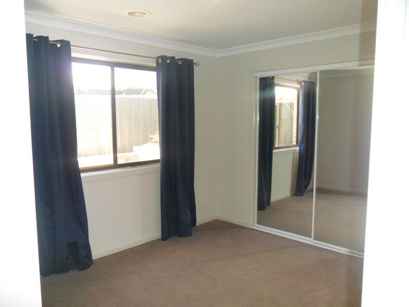33 Wunderly Circuit, Macgregor ACT 2615