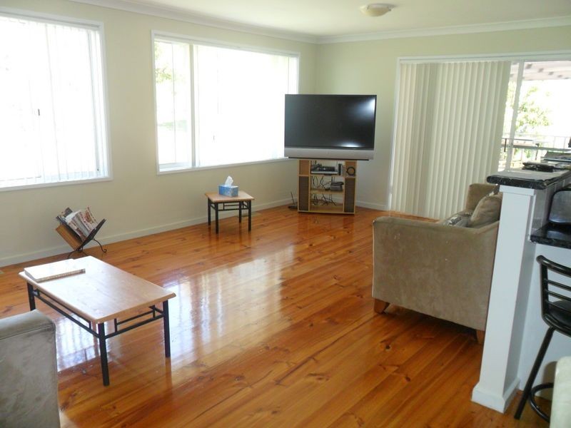 82 Eggleston Crescent, Chifley ACT 2606
