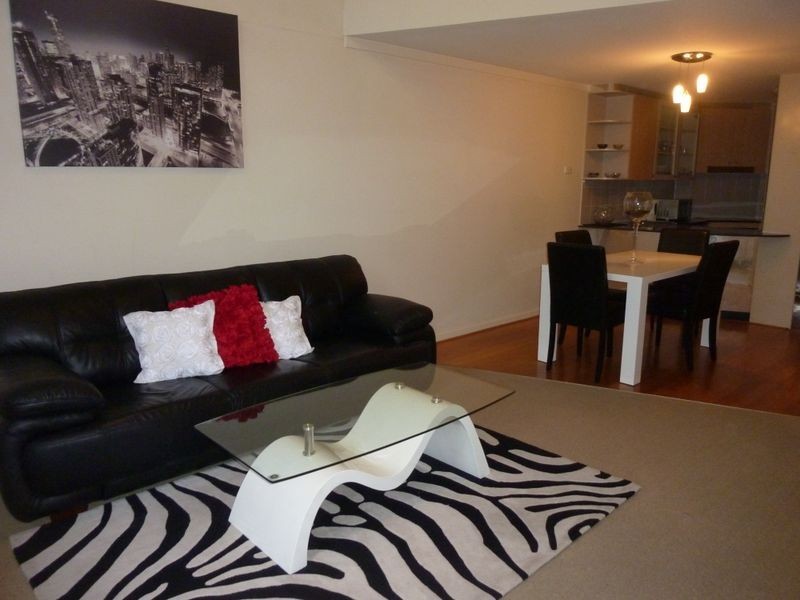 12/18 Captain Cook Crescent, Griffith ACT 2603