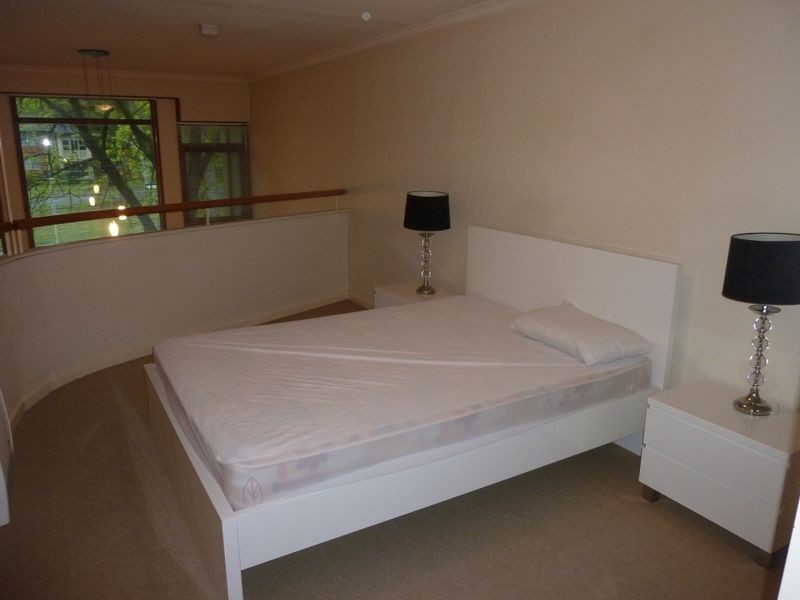 12/18 Captain Cook Crescent, Griffith ACT 2603