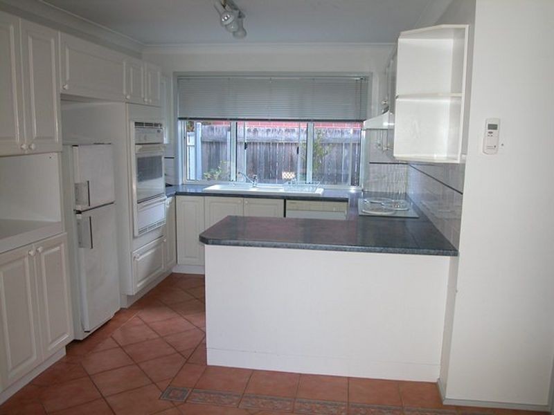 25 Clare Dennis Avenue, Gordon ACT 2906