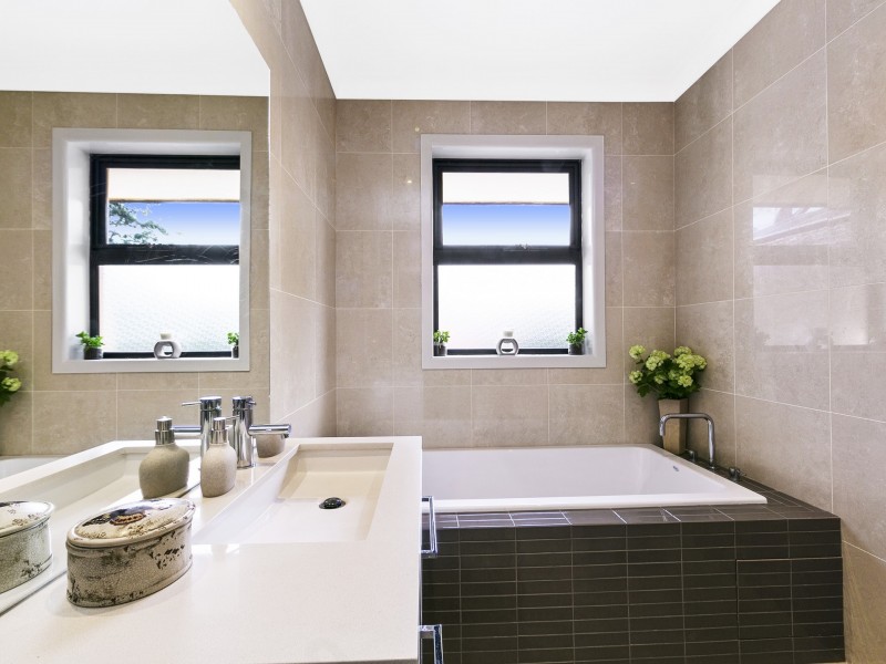 200 Monaro Crescent, Red Hill ACT 2603