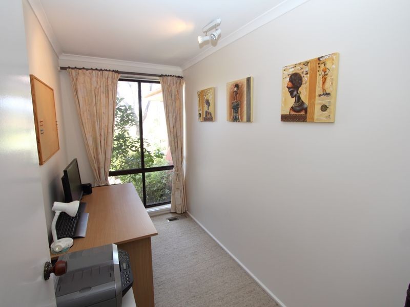 27 Embling Street, Wanniassa ACT 2903