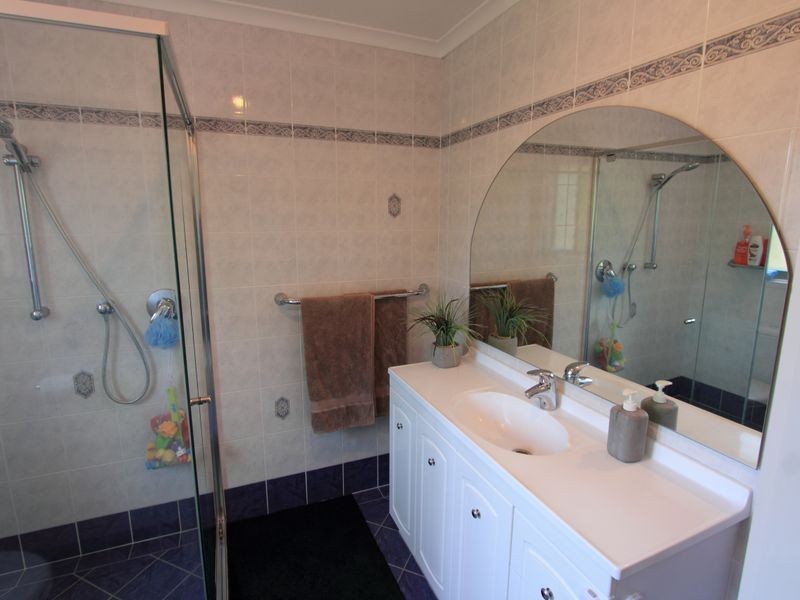 27 Embling Street, Wanniassa ACT 2903