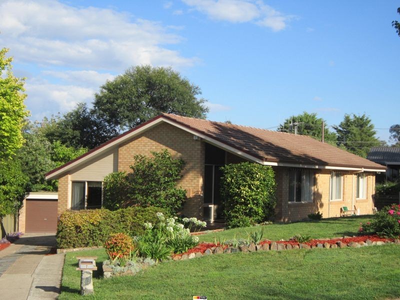 7 Cheel Place, Farrer ACT 2607