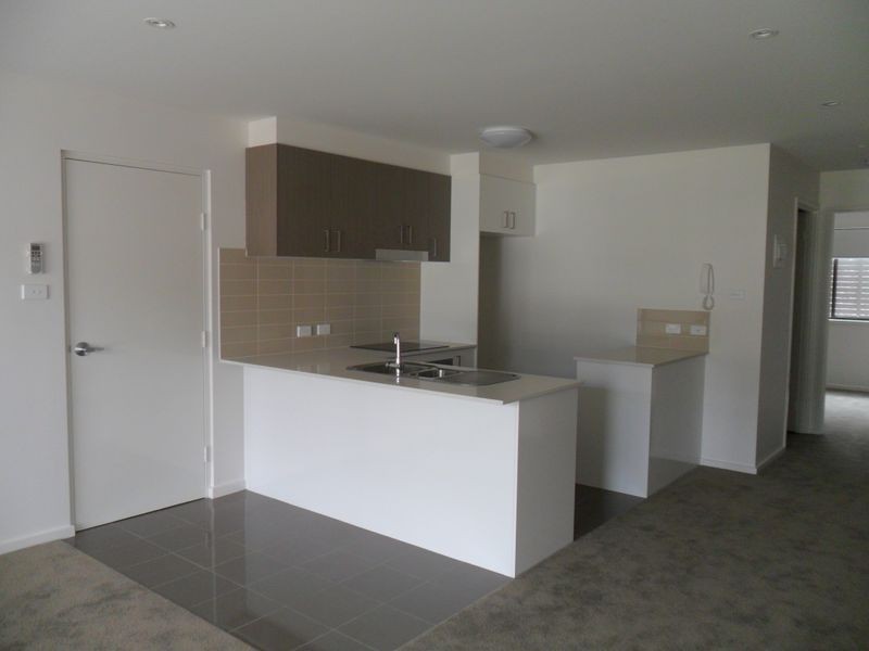 21/39 Jerrabomberra Avenue, Narrabundah ACT 2604