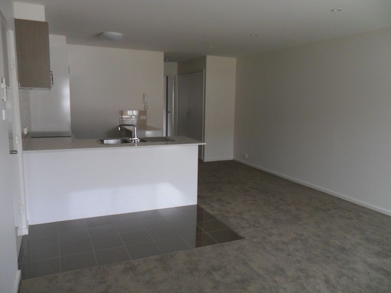 21/39 Jerrabomberra Avenue, Narrabundah ACT 2604