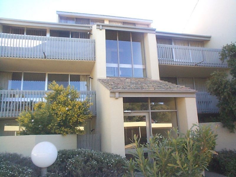 2/47 Eyre Street, Kingston ACT 2604