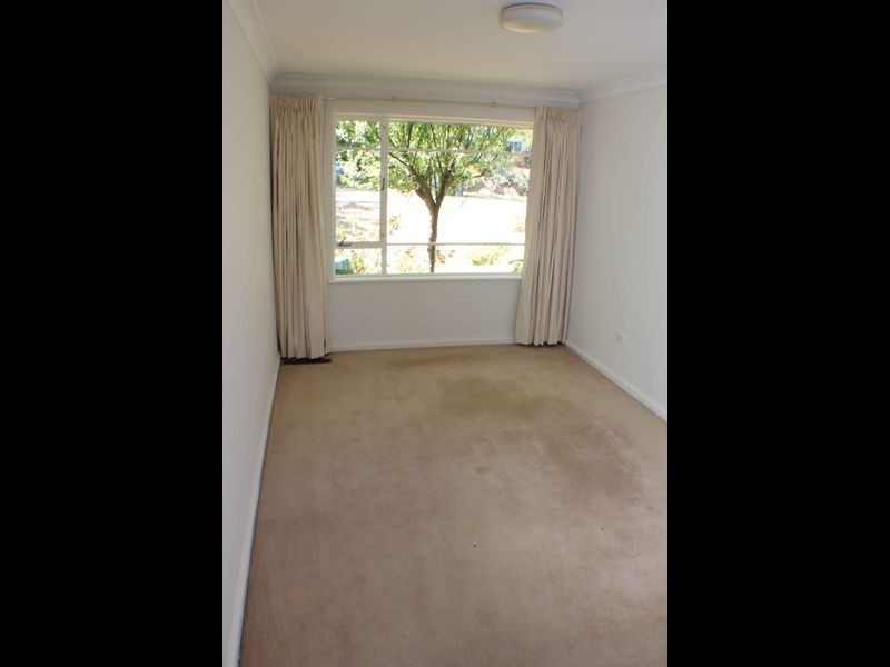 19 Beauchamp Street, Deakin ACT 2600