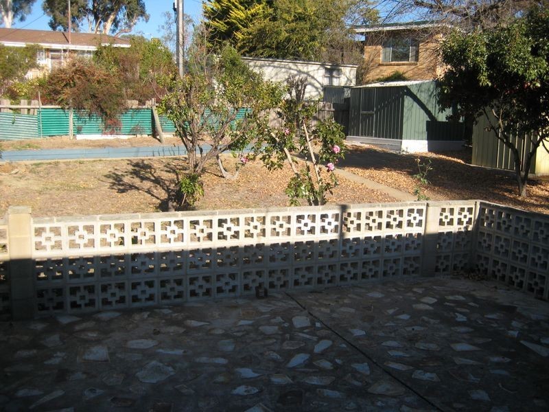 4 Collings Street, Pearce ACT 2607