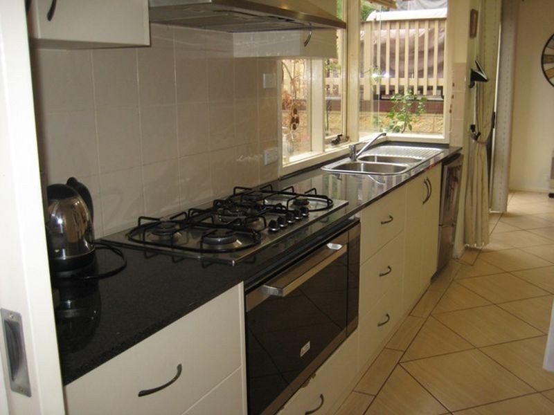 12 Whitty Crescent, Isaacs ACT 2607