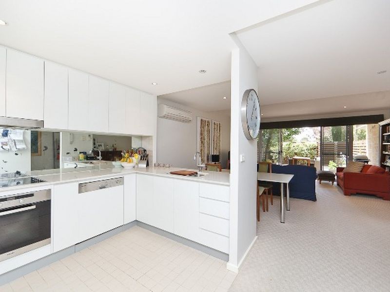 30/38 Canberra Avenue, Forrest ACT 2603