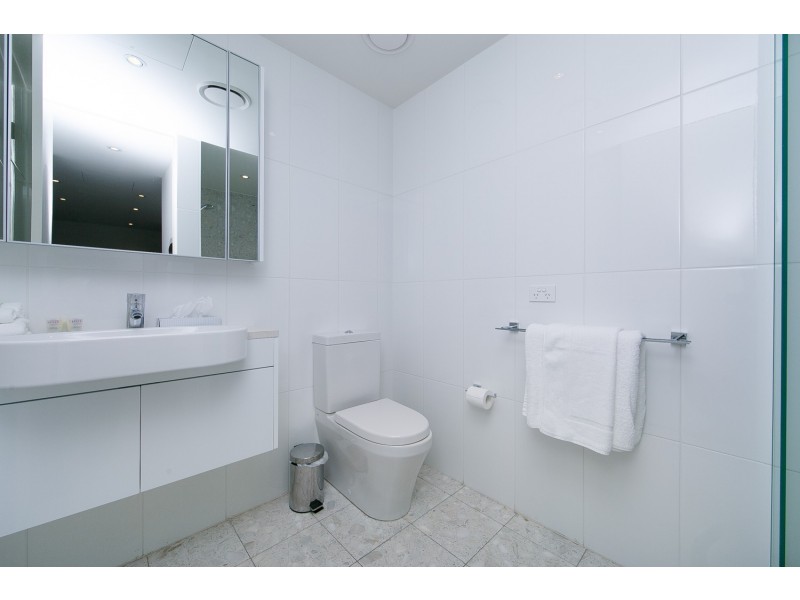 136/11 Trevillian Quay, Kingston ACT 2604