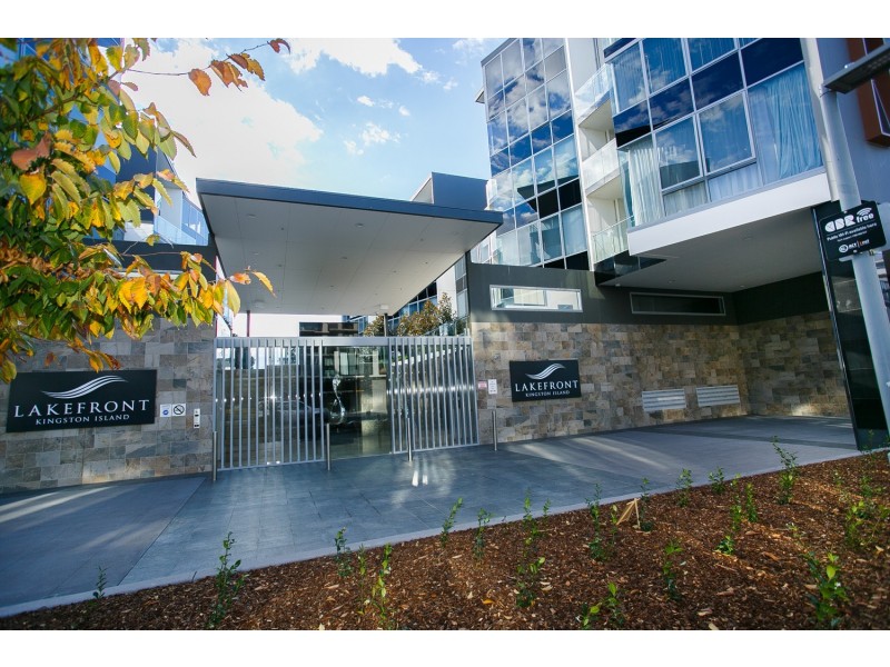 136/11 Trevillian Quay, Kingston ACT 2604