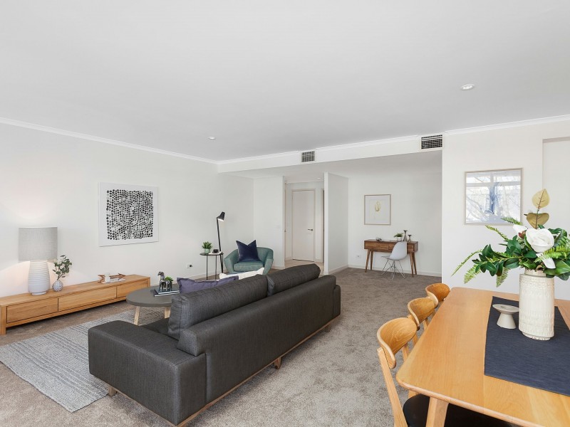 38/12 National Circuit, Barton ACT 2600