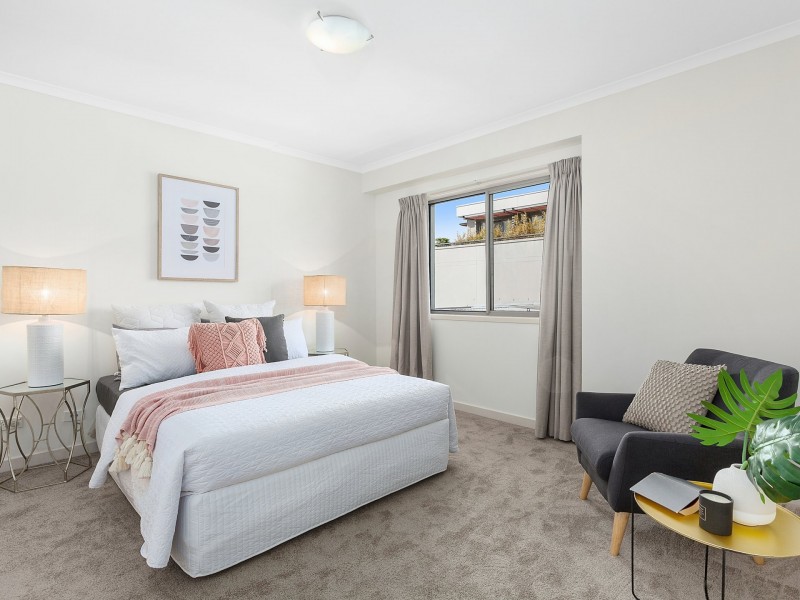 38/12 National Circuit, Barton ACT 2600