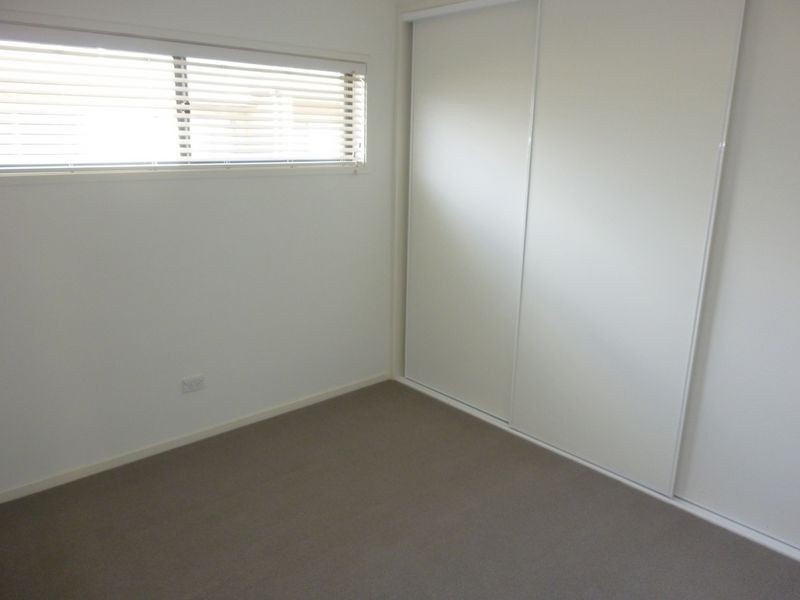 16/25 Jerrabomberra Avenue, Narrabundah ACT 2604