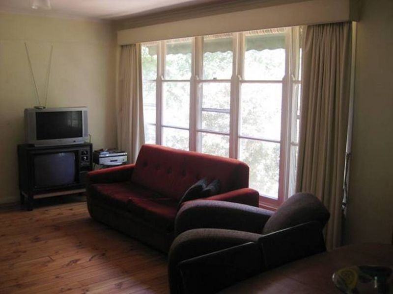 16 Gunn Street, Yarralumla ACT 2600