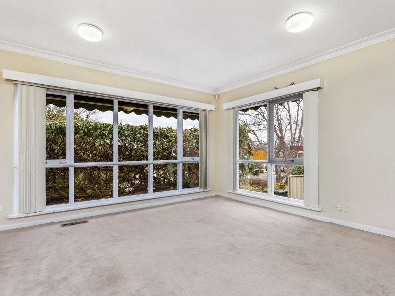 75 Jervois Street, Deakin ACT 2600