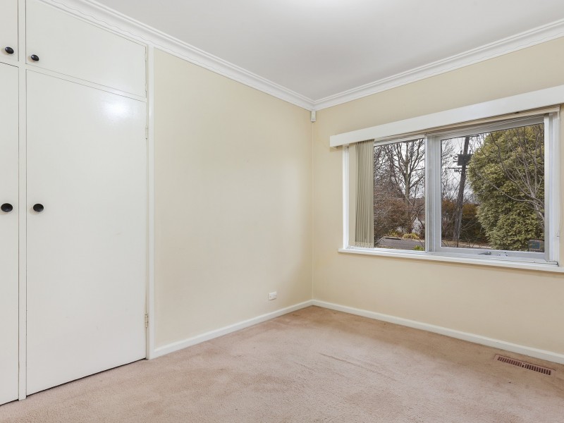 75 Jervois Street, Deakin ACT 2600