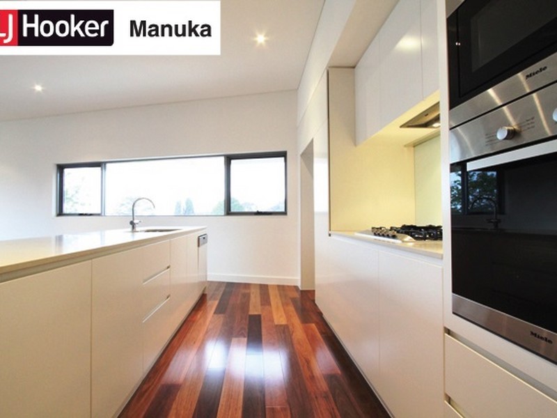 208/21 State Circle, Forrest ACT 2603