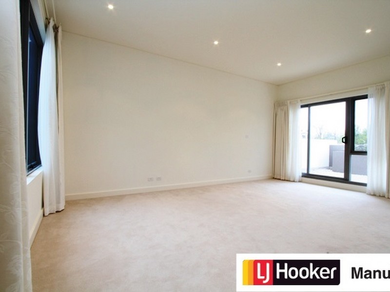 208/21 State Circle, Forrest ACT 2603