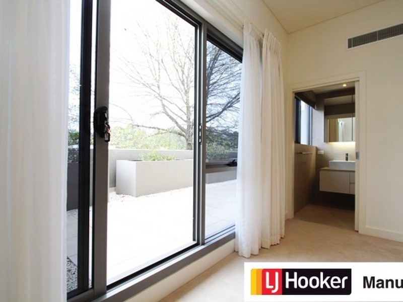 208/21 State Circle, Forrest ACT 2603