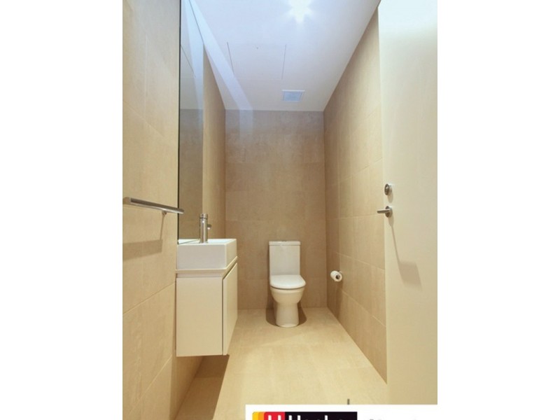 208/21 State Circle, Forrest ACT 2603