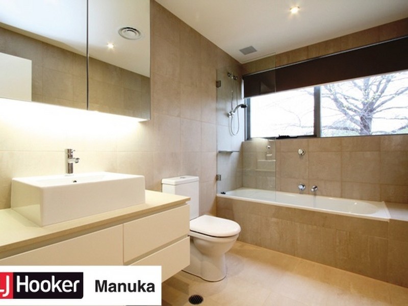 208/21 State Circle, Forrest ACT 2603