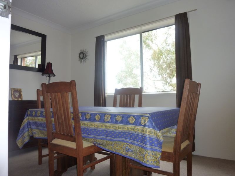 2/102 Henderson Road, Queanbeyan NSW 2620