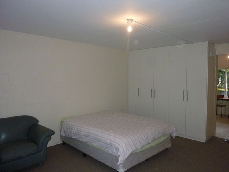 5 Phillip Avenue, Watson ACT 2602